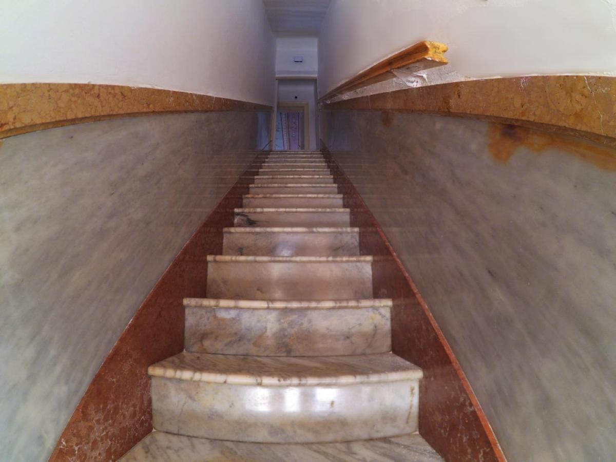 La Suite Di Eva Mola di Bari Exterior photo